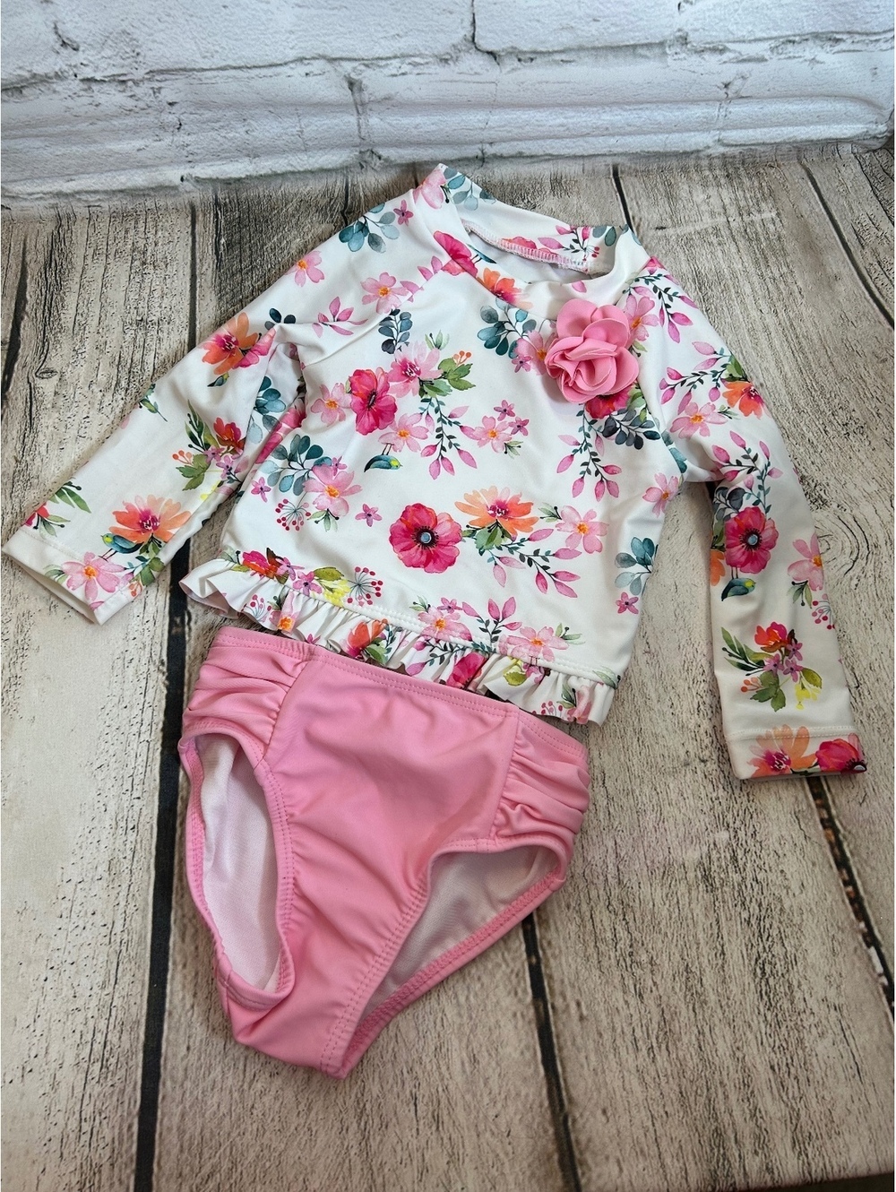 LITTLE ME Girl’s 2 Piece Floral Long Sleeve Rashguard Swim Set / Size: 12 Months